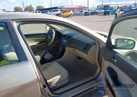 2007 Honda Accord 2.4 Lx z USA, uszkodzony, nr VIN 1HGCM564X7A080664